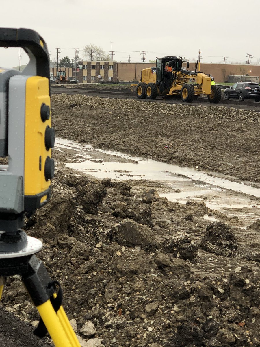 TMConsultingInc's tweet photo. A rare sighting in Northern Illinois, but we did three this week. Flexible and accurate.  GNSS, UTS, Sonic; whatever it takes Trimble Earthworks and GCS!! @TrimbleCEC @AltorferCat https://t.co/Pu1tedkoV2