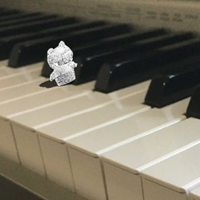 uotp_official's tweet photo. ぶたさんGO。
#すかすかのmeshぶたさん #argmentedreality #universe_of_the_piglets #pig #piglet #pigillustration #piggy #豚 #拡張現実 #blender #meshgrid https://t.co/8KUCPapyWw