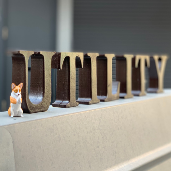 utility2006's tweet photo. 5月の実店舗営業についてのお知らせです。5月7日(木)より当面の間、予約制での実店舗営業を致します。ご理解、ご協力を宜しくお願い致します。https://t.co/6f9KvwtNZx https://t.co/LRlaPQe27W