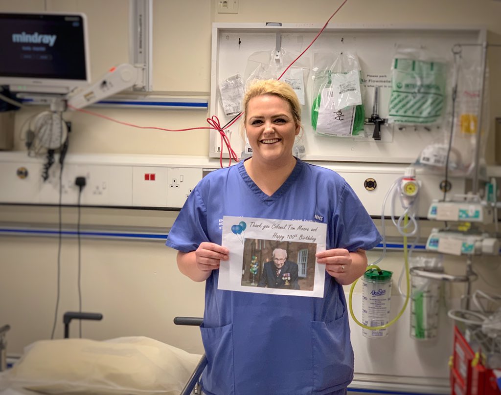 In true Thursday tradition, our #TeamED were joined by colleagues from across <a href="/DCHFT/">Dorset County Hospital NHS Foundation Trust</a> to #ClapForTheNHS, #ClapForCarers and #clapforkeyworkers; Police, Fire, Ambulance, Carers, Council Workers, Teachers, Prisons - #ThankYou
And a special #HappyBirthdayCaptainTom #100thbirthday🎂🎈