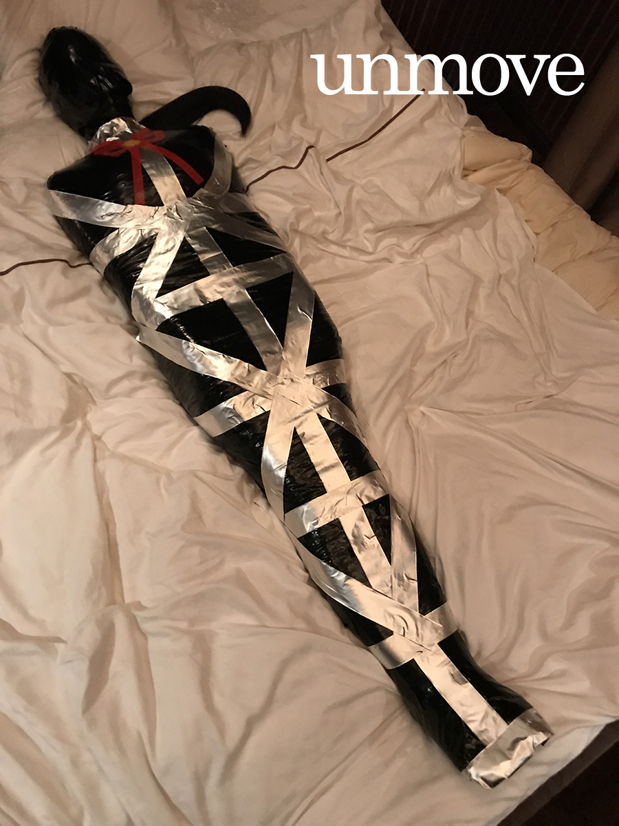 unmove_'s tweet photo. うちにいよう。マミーでいよう。
#stayhome #staymummy #mummification #mummy #mummified #木乃伊 #マミフィケーション #マミー #拘束 #bdsm #sm https://t.co/aH5eOK6xcf