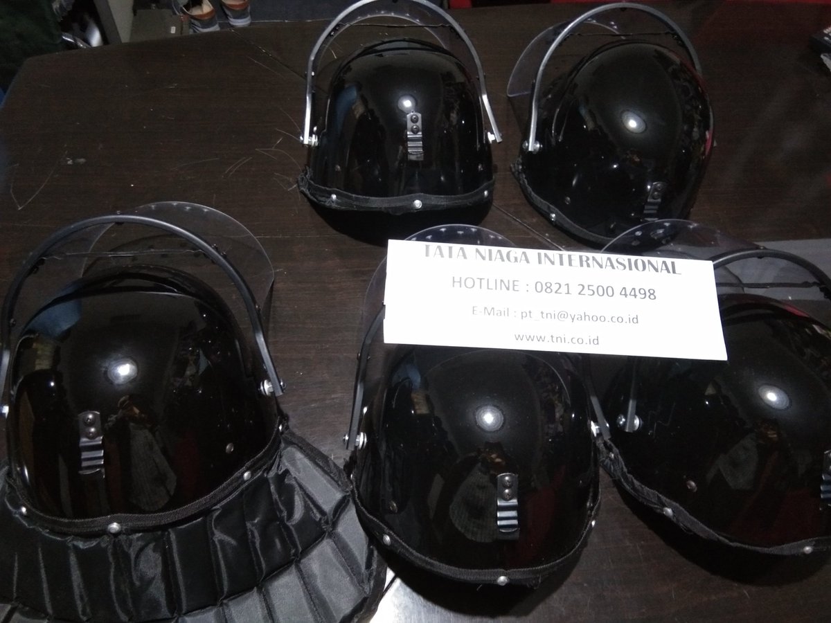 ListrikMatahari's tweet photo. HELM SAHARA 👍🏻👍🏻
Murah Di Pondok Pinang Jakarta Selatan 

Jika ada yang ingin ditanyakan dari KAMI bisa menghubungi melalui via whatsapp!!
Telp/WA : 
087880362830 (Mba Hani)
08111077996 (Mba Fira)
KARENA KAMI SIAP MELAYANI ANDA!
TERIMA KASIH 🙏🏻 https://t.co/BkNlAPG4Rf