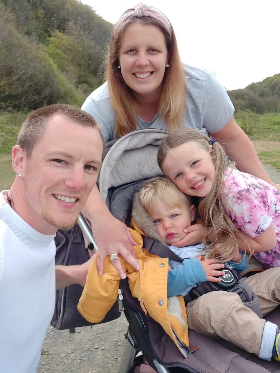 We had an amazing family walk yesterday with a good laugh.
 
A good bit of fresh air and running around did us all good.

What have you been up to during lockdown?

#lockdown #Isolation #exercise #freshair #familytime #kids #saltburn #valleygardens