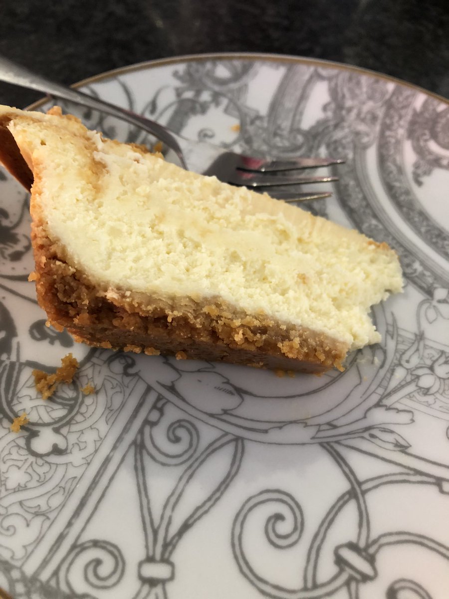CasaLisa486's tweet photo. Homemade cheese cake by my one and only love @kshikoti 

When I get rich, I’ll buy you your fav car.  Love you! https://t.co/HayiZvJVMS