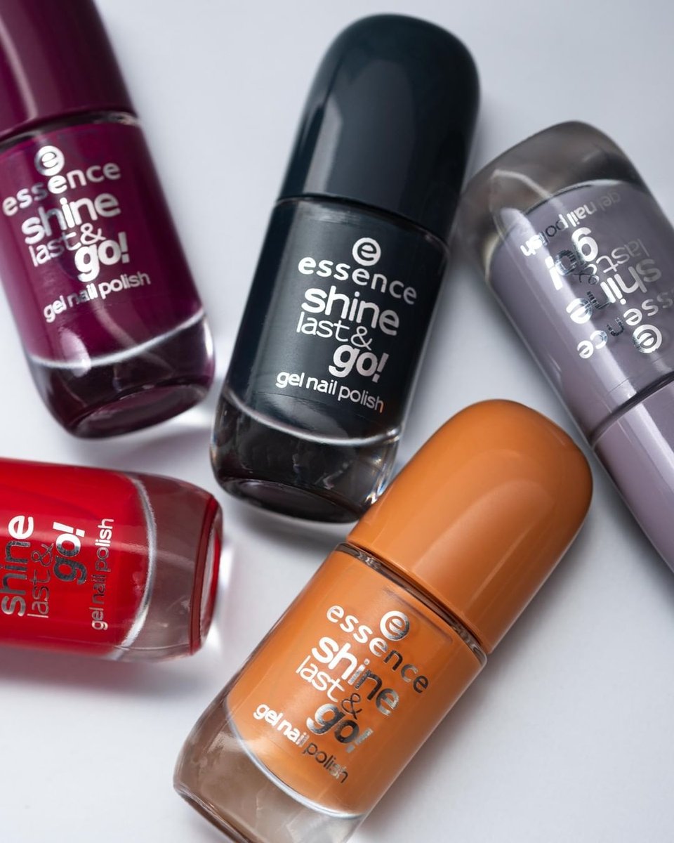 essence_ZA's tweet photo. 📢 Level 4 Announcement 📢⁠
⁠
THE WAIT IS OVER!
You can stock up on ALL your favourite products including Nail Polishes, Mascaras and Foundations in-store NOW at @Clicks_SA  😍 ⁠
⁠
⁠
#essencecosmetics #essence #makeup #mascara #nailpolish #lipstick #eyeliner https://t.co/GvK5yeSl9P
