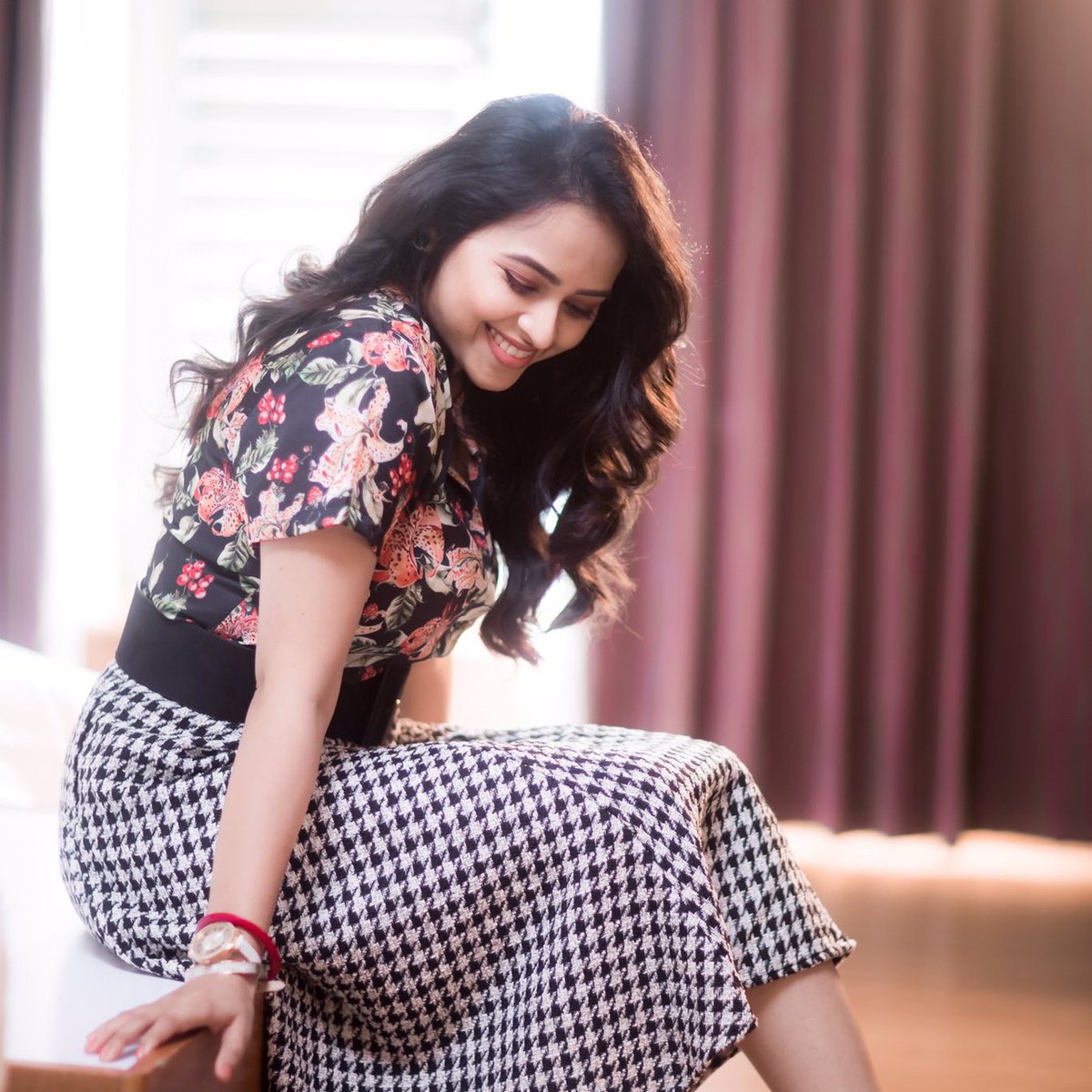 SriDivyaTrends's tweet photo. Happy Birthday TN Peoples Fav #தல ❤️🙏🤩

God + U For Good Health Sir 🙏😊
Marana Waiting For #Valimai 💥

Wishes Buy Behalf Of @SDsridivya Queen Fans😍😘❤️ #SriDivya 💖

#HBDDearestThalaAJITH 
#HBDDearestThalaAJITH 
#HBDThalaAJITH 
#Ajith #Thala #Valimai https://t.co/nwS3aPZruU