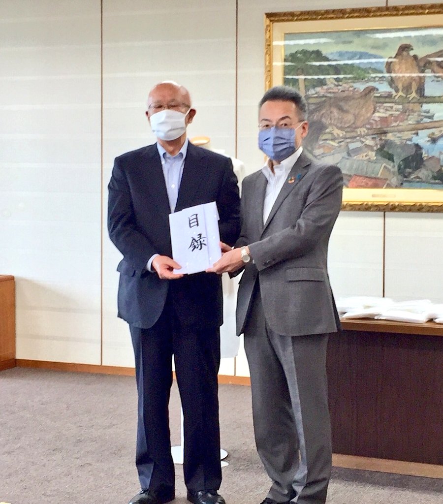 Nagata Yoshinari 杉本知事様 人徳に賛同 アクション 起こす 中部地区 北陸 福井県内 始めて男の看護師 第13回看護専門学校卒 福井県立病院就職 辞令前に勤務しました 給与 4900 昇給 0 部活badmiton 部活後輩