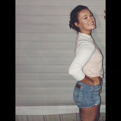 kelseynaylor_x3's tweet photo. #NewProfilePic https://t.co/1NK90LMrVX