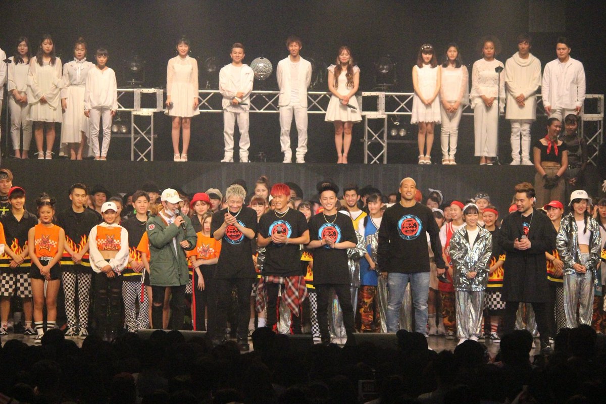 boogie_bow's tweet photo. 推しの競演観たかった
#generations
#KIZZY
#EXSHOW2017 https://t.co/UgM4Y6NRic