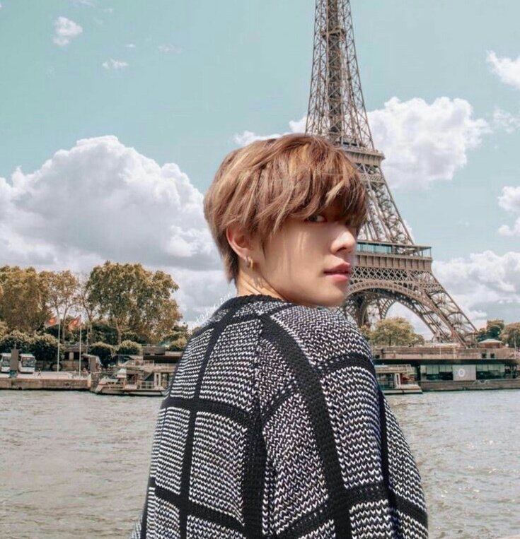 i know this yuta is edited but-