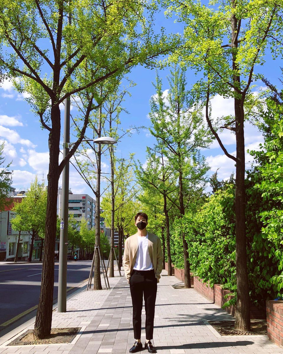 Zhoumi pics (@zhoumipics_) on Twitter photo 