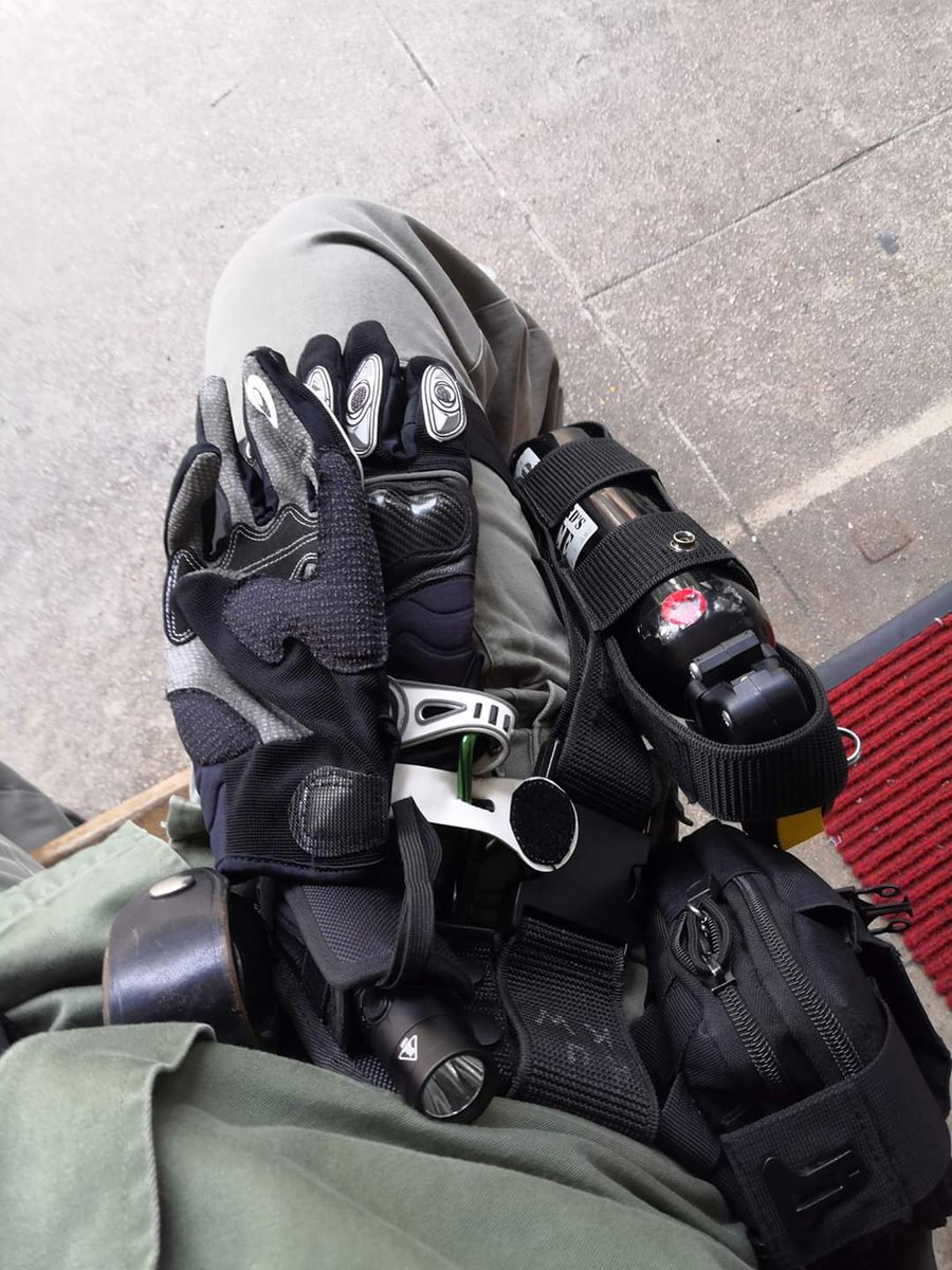 Rysh_HK's tweet photo. 止暴製亂。I Am ready！
曱甴們，我等緊你 https://t.co/U38mAXxXXq