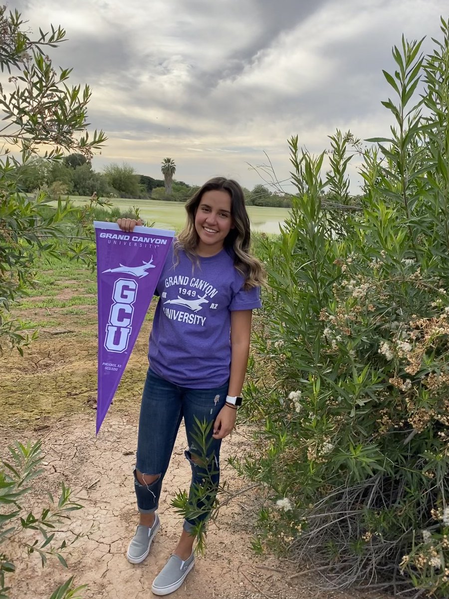 BellaSalgado12's tweet photo. GCU here I come!! 💜 @RMCareerCntr #CollegeSigningDay @gcu #lopesup #futurelope #gcu24 https://t.co/gG2aNHJV89