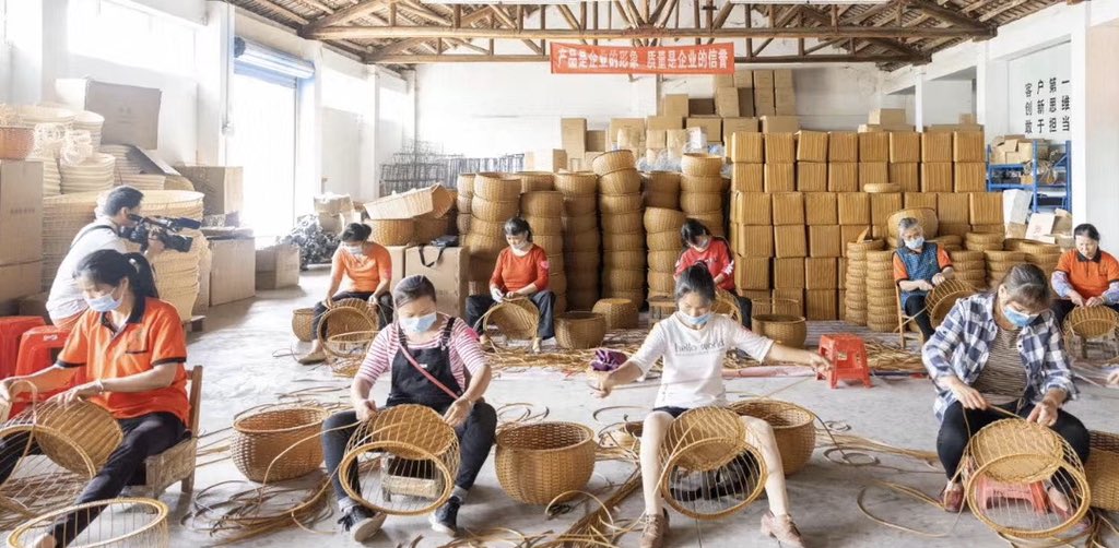 LunenHandicraft's tweet photo. Today is the international #labor day, I think any one of the diligent work is worthy of respect! We are very happy to hold the handicraft competition!👏
#LunenHandicraft
#Handwoven
#Wickerwork https://t.co/6PbJTBDMuC