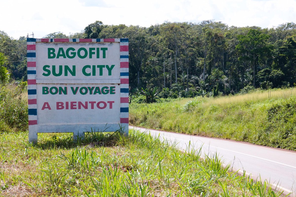 gampsonfranck's tweet photo. Bagofit Suncity
Découvrir le #Cameroun➡😱🌇💚❤💛
Welcome to #Cameroon
#237DaysTrip
#J103 #suivezleguide @ckomentmagazine @ChouchouMpacko @AdaMbita
#totalchan2020 #NationBranding https://t.co/HQIG8E7ldC