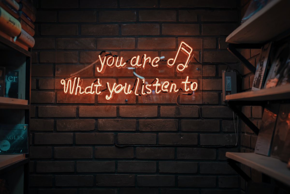 boverbshow's tweet image. We’re big believers of this! What are you listening too, other than BoverB of course 😉 🎧

#podcast #growth #personaldevelopment