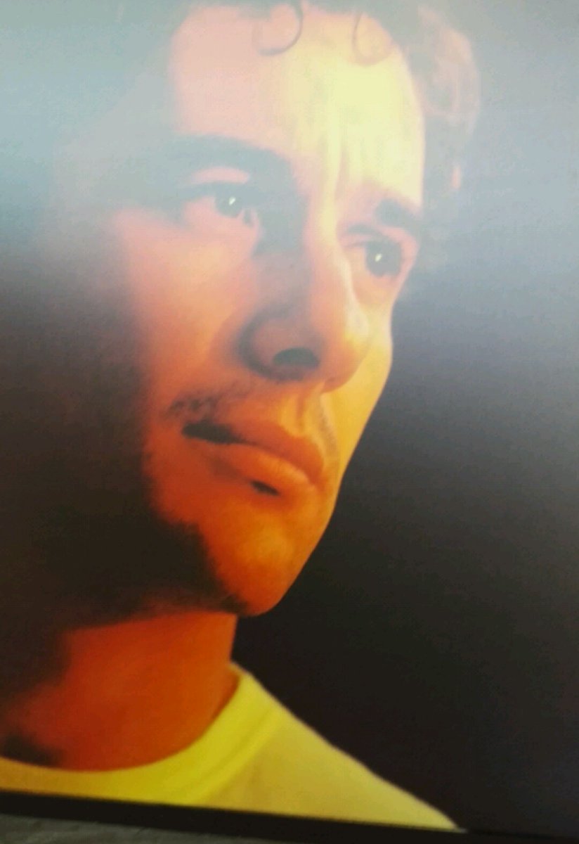 Robimente's tweet image. &quot;Ti manderò un bacio con il vento
e so che lo sentirai...&quot; P. Neruda

Manchi.Sempre.❤️💔#ayrtonsenna