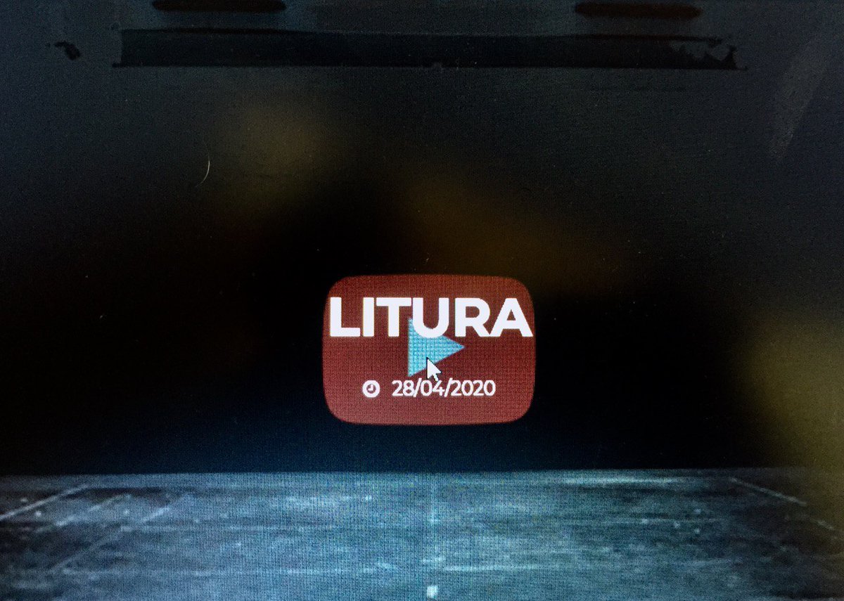 ricardespelt's tweet photo. Litura: Primo studio sulla cancellazione. https://t.co/DExijQXakK #asilo #exasilofilangieri #napoli #litura #teatro Acció artística minimalista però contundent. cc @lacarlarovira @SismografOlot @OffPep i tantes d'altres. https://t.co/sGl64Oki2w