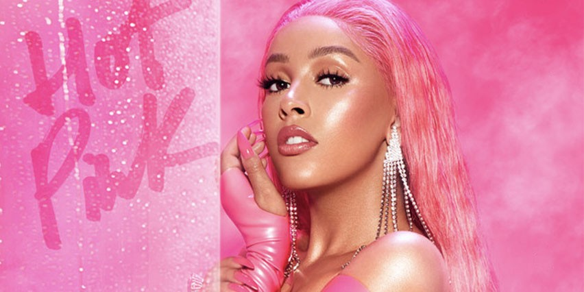 hollbowes's tweet photo. As product managers, Michelle and her team @RCARecords were responsible for honing in Doja Cat's ideas for her album "Hot Pink" and turning them into content in the form of music, videos and promotional events. She stressed the importance of consistency and creativity! #guest343 https://t.co/rfF036I9Fg