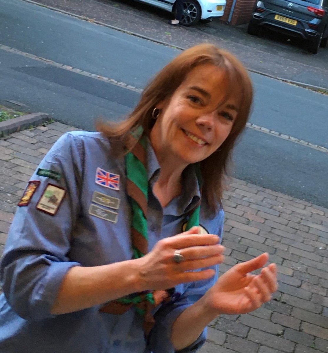 safebuddygroup's tweet photo. Another great turnout last night for #ClapForCarers - here in #Coventry c. 150 of the 70th Scout group inc. Leaders, Beavers, Cubs, Scouts &amp; Explorers all took part #Styvechale #finham 👏👏👏👏 https://t.co/6seHWODvAl