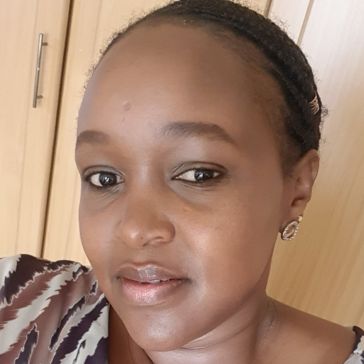 HonWangari's tweet photo. #NewProfilePic https://t.co/hSGdPWSEFM