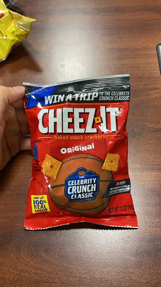 SmoothStrategy_'s tweet image. Let’s see if I win this free trip cause I never win anything free 🤣 #CrunchClassicEntry