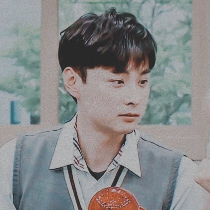 Cheerynim's tweet photo. #Kyunghoon as your bf pt 2:
- will get flustered easily when you tease him (but he actually loves it.)
- is not shy in bed (oops)
- cuddlesssssssssssssss
#민경훈 https://t.co/GwFWym1Jyu