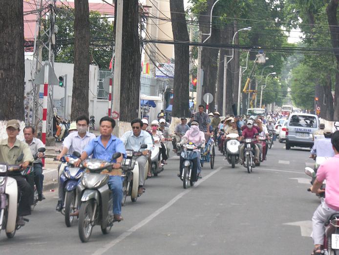 May 1, Vietnam Weather Including the Predicted Weather Forecast: Vietnam Weather in both real-time and forecast format travel-budget-asia.com/vietnam-weathe…