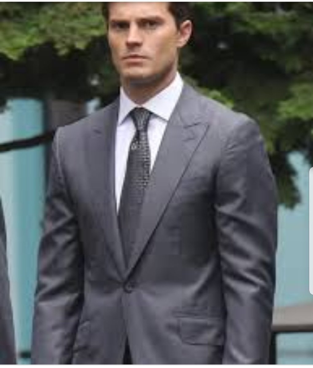 Michell87973710's tweet photo. Happy birthday to the most sexiest man #JamieDornan sending all my love 😍😍 https://t.co/WOtmUXmgHg