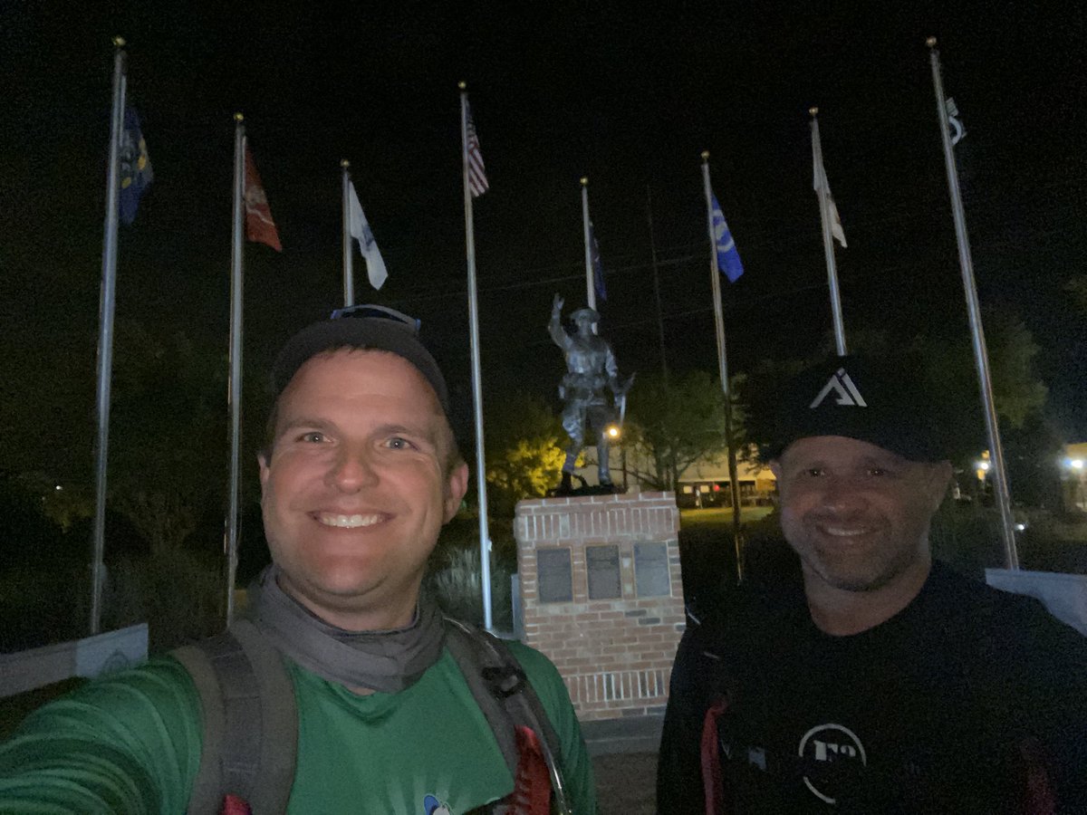 #quarantinestarcourse #f3thefort #goruck <a href="/SmokeyF3/">David G. Moore</a> Veterns Park