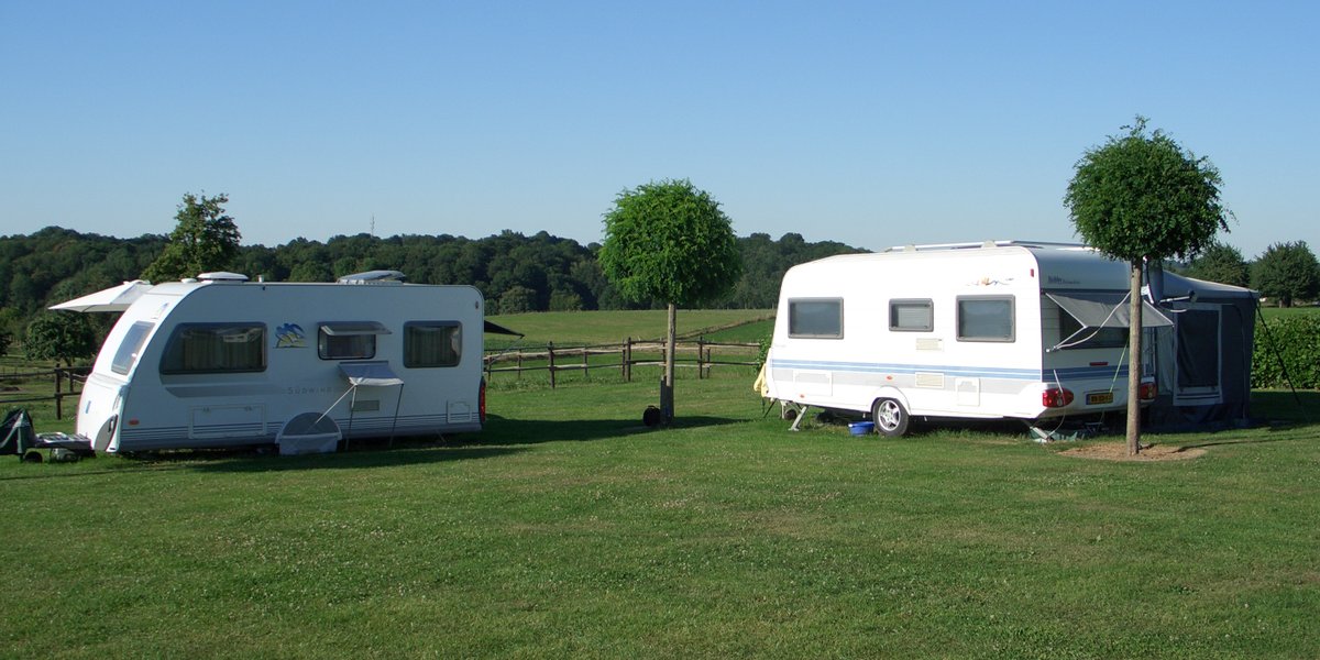 Wij gaan open vanaf 1 mei
Wij hebben besloten onze #camping #Limburg te openen. U bent van harte welkom om bij ons te komen kamperen mits u zelf over sanitaire voorzieningen beschikt. Wij hebben 1 watertappunt en een stortplaats voor het chemisch toilet.
hofvanlibeek.nl
