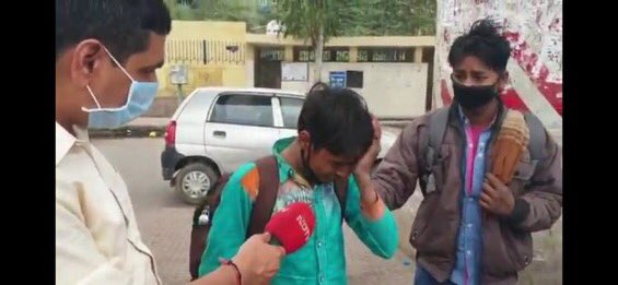 TKQ_07's tweet photo. आज #International_worker_day है
मजदूर दिवस की हार्दिक शुभकामनाएं।
रोजाना नये #_tag चलाते हो,आज मजदूरों के लिए भी सवाल करो सरकार से
@007AliSohrab @AjazkhanActor @SonuQureshi00 @mujAmmil @HansrajMeena @Cutie_Mannat @javedSiddiqui0 @Troll_Ziddi @DaudKhan3283 @fatima_khan_72 https://t.co/Vj09cpniHn