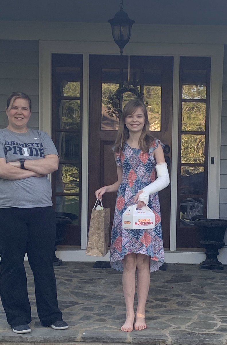 Donut deliveries to some special 5th graders is the perfect way to start a Friday morning! <a href="/ALBurrussEle/">ALBurrussEle</a> @jillian829 <a href="/MariettaCitySch/">MariettaCitySchools</a> <a href="/grantrivera/">Grant Rivera</a> #specialdifferentbetter #mariettamorethanabuilding