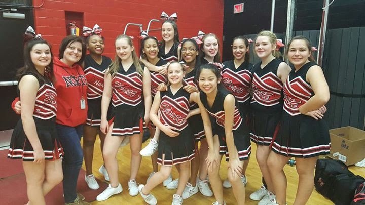 aliceee_02's tweet photo. @HubsNHHS @HUBS_SGA Spirit week day 5 - HUB PRIDE!! I’ll always keep the memories from my time at North High close to my heart. Proud to be a Hub! #hubpride #commUNITY #HUBSAtHome https://t.co/zwwKXJyL6q