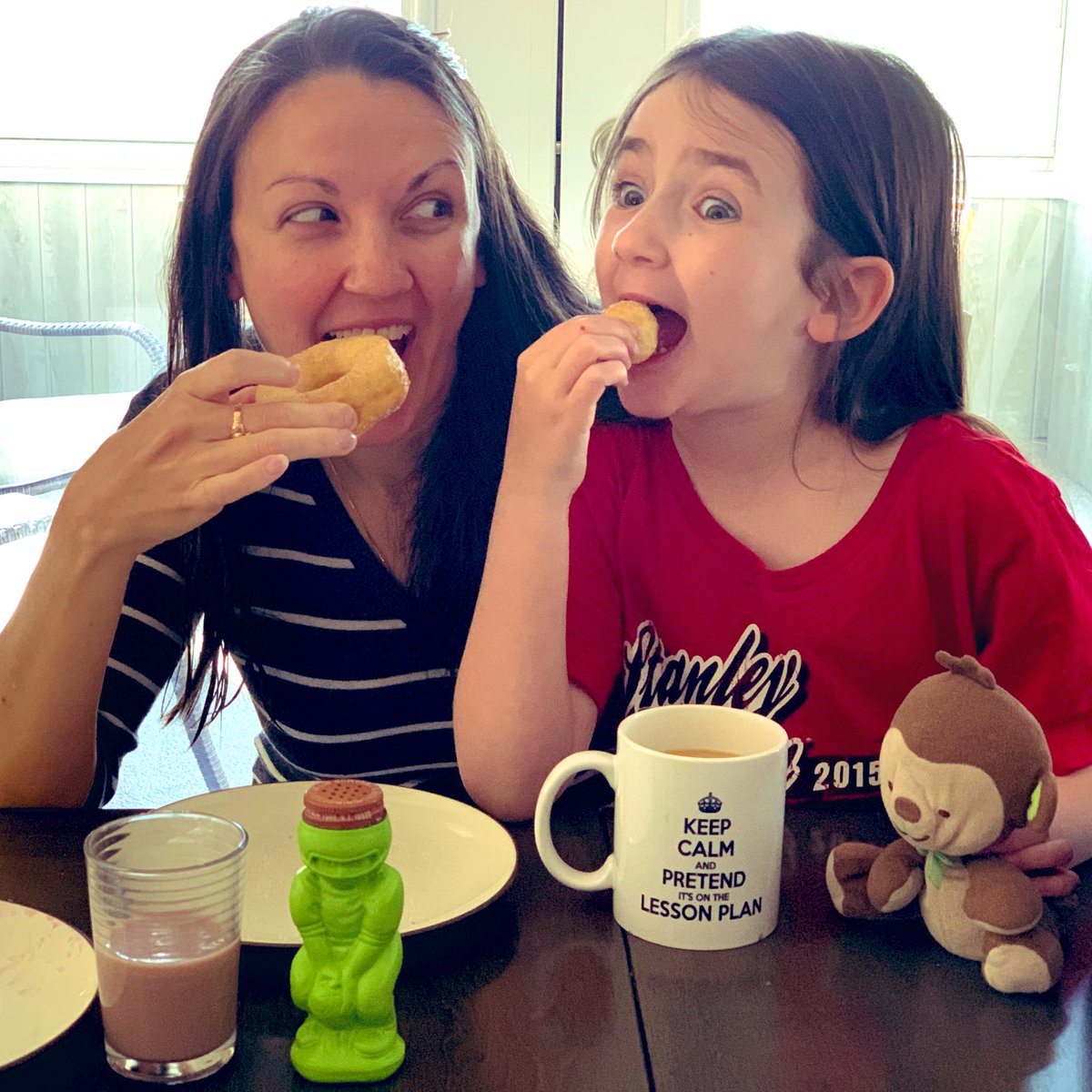 jhans77's tweet photo. Homemade donuts with special people for Patterson virtual spirit day! @PattersonPDogs @dominosugar #SugarNCinnamon https://t.co/YjZtnxc4w4