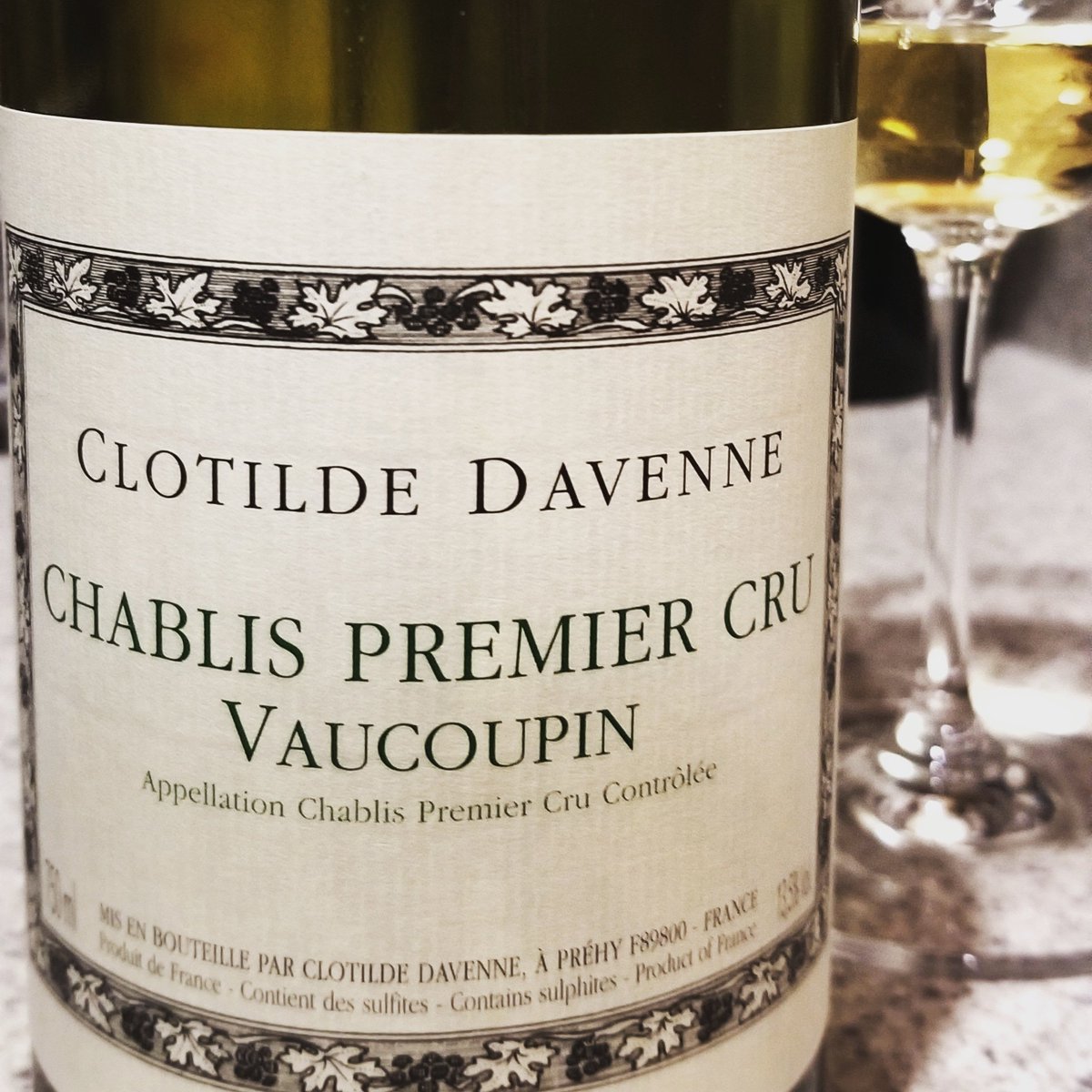 MCWineMaker's tweet photo. It is well with my soul @ClotildeDavenne 2015 #Chablis #Premiercru #Vaucoupin https://t.co/IdiBmUUnj4