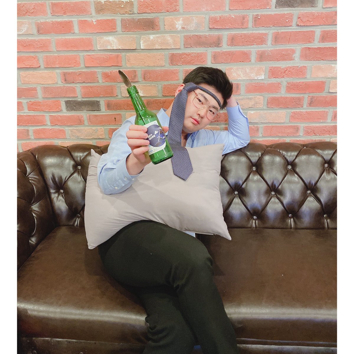 mc_vitamin_'s tweet photo. #부잠후 : 갓세븐과 함께한 3차🍽🍽🍽
갓대리들과 방송하니 술이 다깼으😂😂
오늘 1위도 아주아주 축하해요 #나빠이더문
보러가기 ➡️ https://t.co/ENF4Gz4pLN
#GOT7 #갓세븐 @GOT7Official
#IGOT7 #아가새
#엄마가잠든후에 #부장님이잠든후에 #피키캐스트 #피키픽처스 #PIKICAST #PIKIPICTURES https://t.co/IXh2Y0iOCe