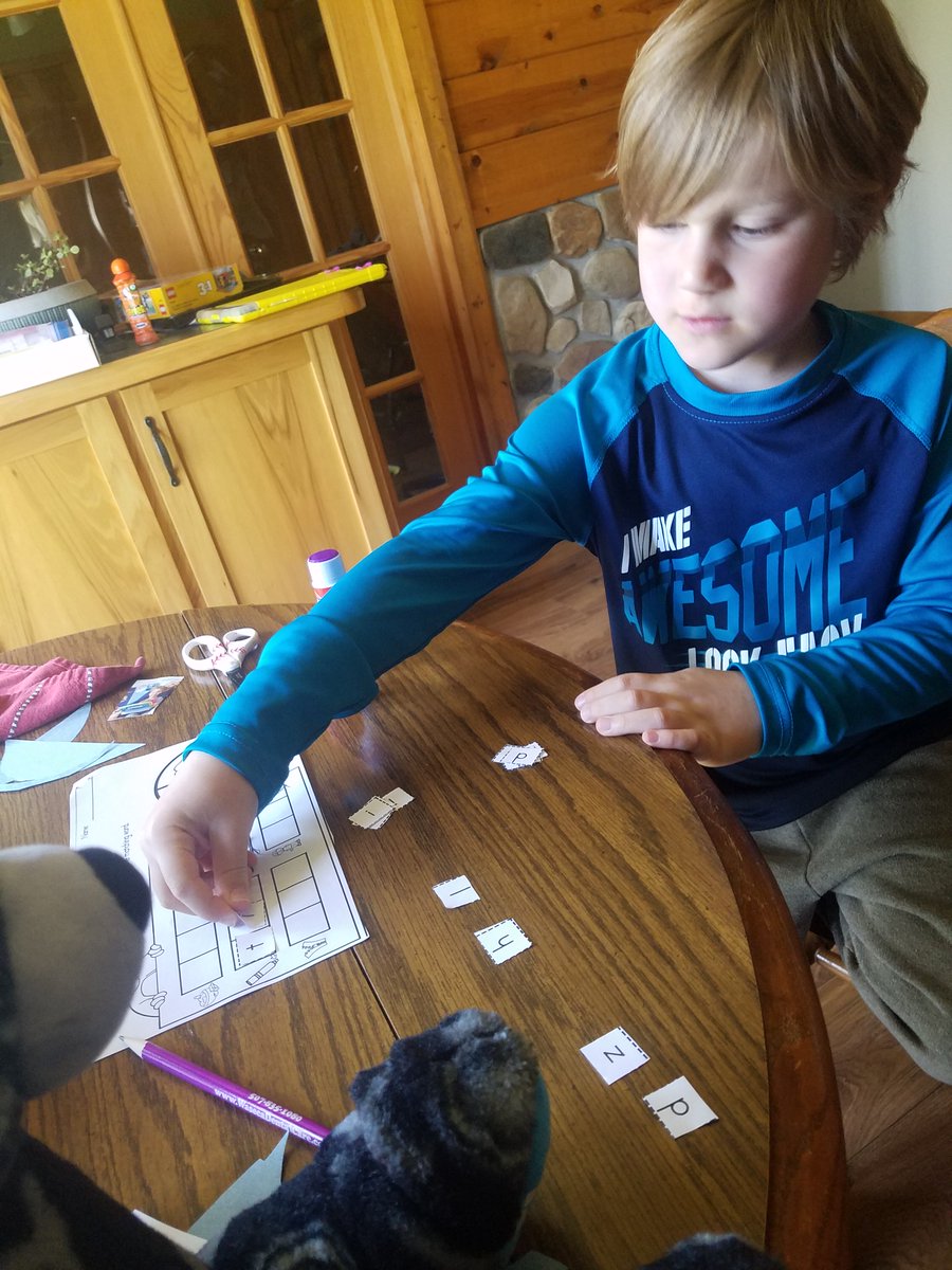 KinderWolfePack's tweet photo. We are always learning new strategies for word building!  Magazine letters and spin and build were our two activities this week! https://t.co/UbBHFK6VwZ