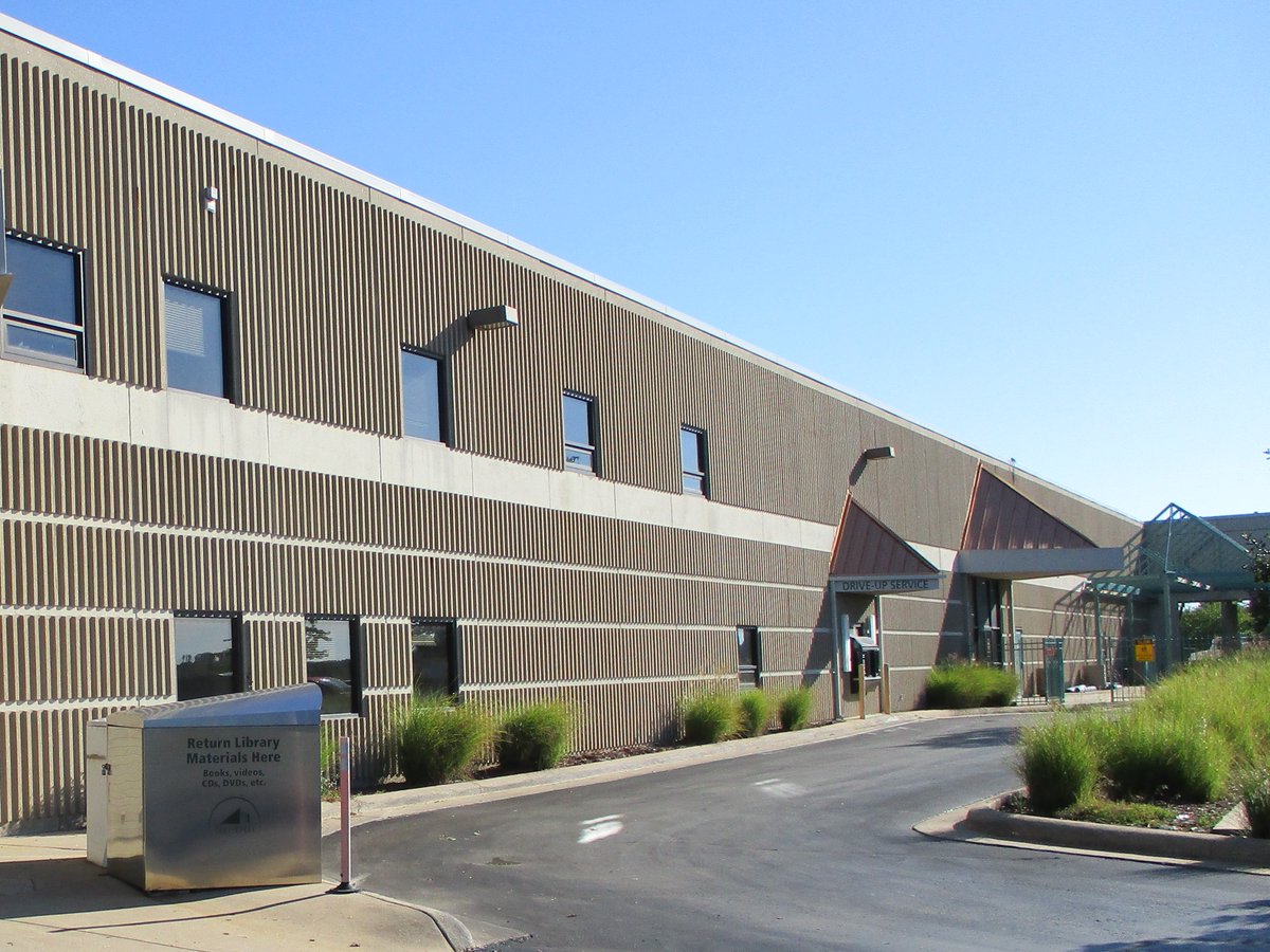 springfieldlib's tweet photo. Due to additional steps needed for reopening, drive-up service will resume at five branches at 7:30 a.m. Thursday, May 7. Visitors may pick up holds from 7:30 a.m.-6 p.m. Monday-Saturday at the Library Center, Library Station, Schweitzer Brentwood, Republic and Willard branches. https://t.co/8HqB6uMgp3