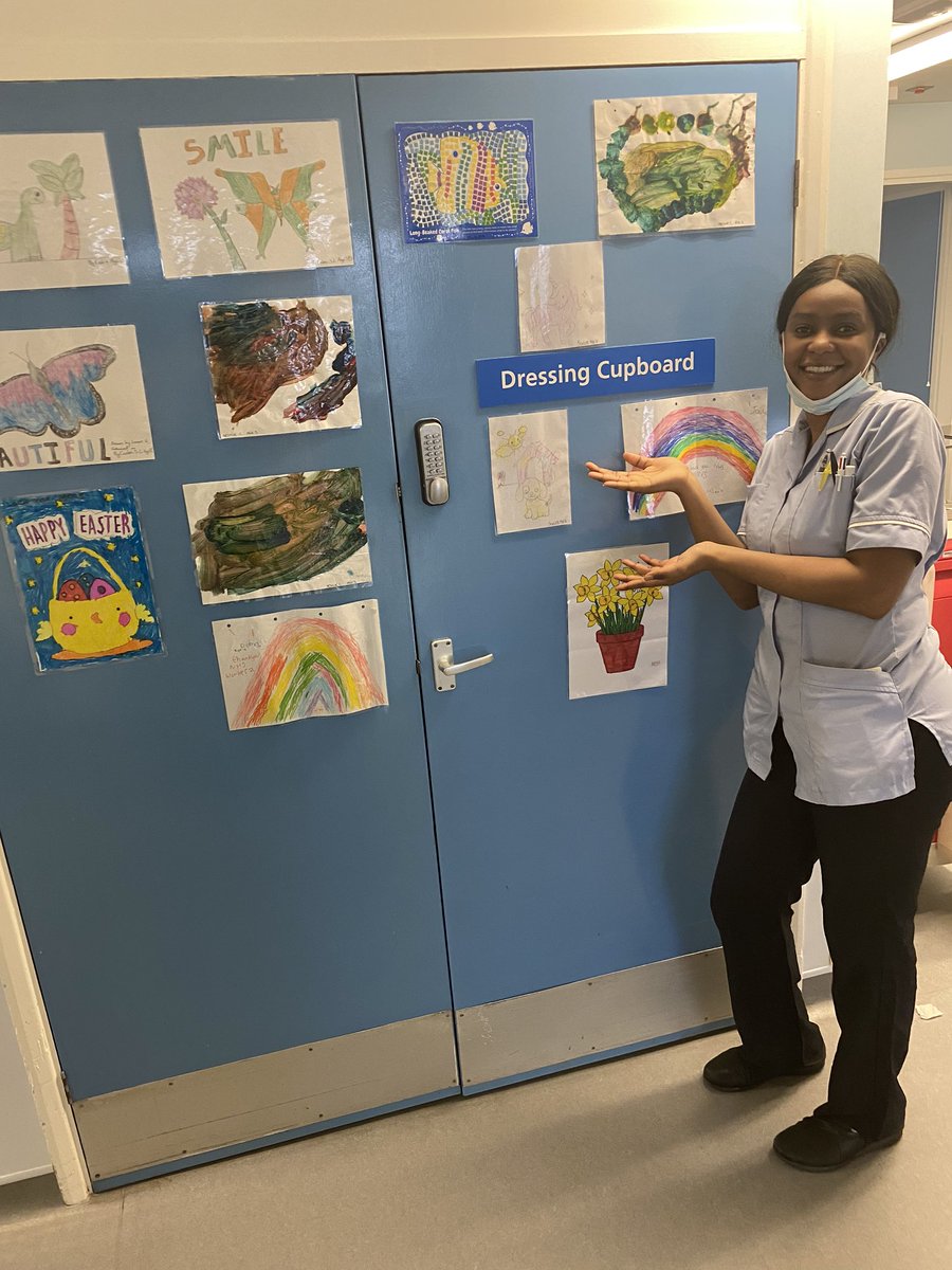 katielpardy's tweet photo. Massive thank you to everyone who has kindly posted us these beautiful drawings to brighten up the ward! Modelled by the lovely Mervielle! 🌈 ❤️ #teamwhht https://t.co/0aOJQlq803