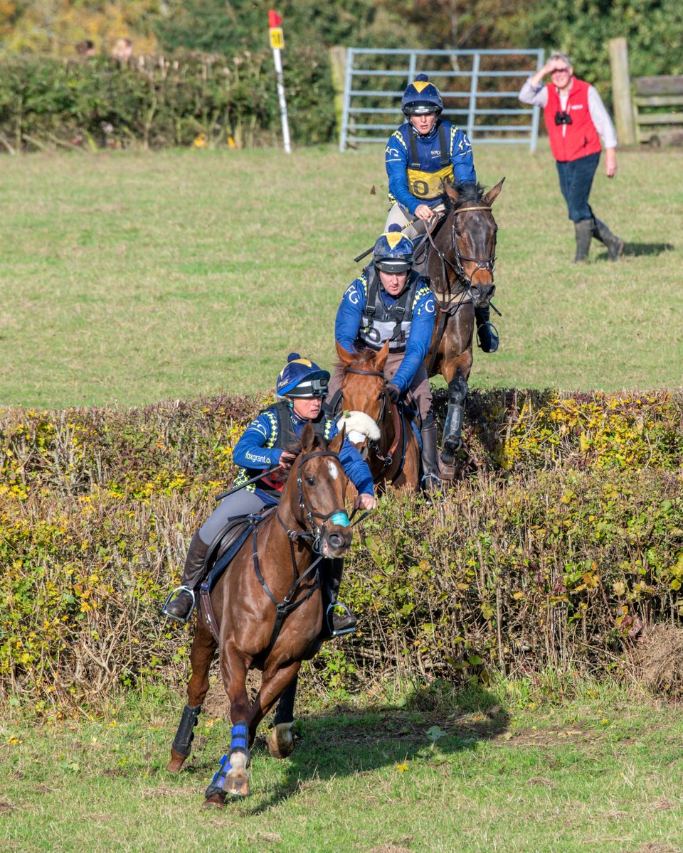 Fox Grant Estate Agents - We are open for business see our website <a href="/FoxGrant/">Fox Grant</a> or call 08009882332 &amp; Speak to William or Liz - National Team Chase League Winners - Social distancing at its best!