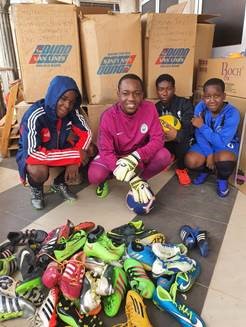 Budd Van Lines proudly helps 1K Cleats for Kids ship another donation of cleats to worthy soccer players in Ghana!

Way to go 1K!