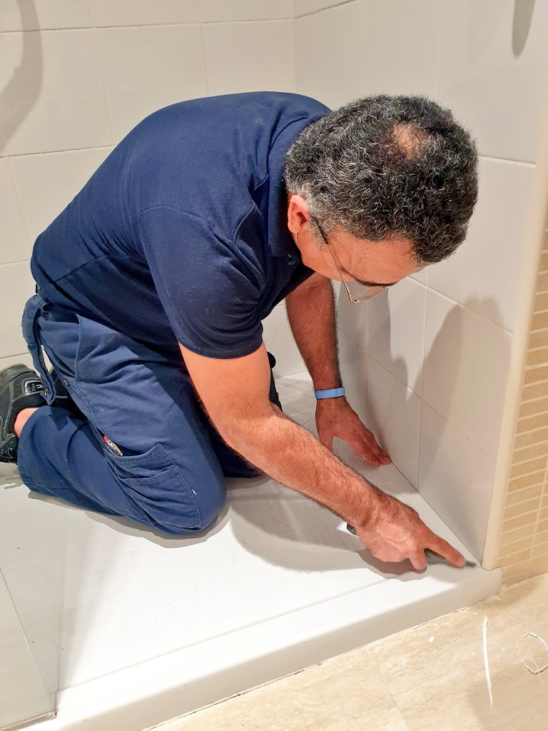 RocioPM81's tweet photo. It's the attention to detail that makes the difference between average and stunning that's why we are working hard everyday to have our #PuebloQuinta shinning and ready to welcome our #DiamondResorts guests back!!!
#LifeatDiamond #EUDPOINTS #COVIDfree #staysafeatDiamond #WeCare https://t.co/Yv50XQhmm5