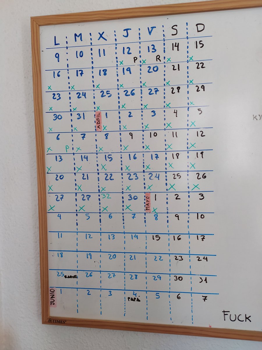 coronapareja's tweet photo. Hoy #1deMayo hemos ampliado nuestro calendario de reclusión 😢
#Desescalada #Covid_19 https://t.co/vodSeTOuN1