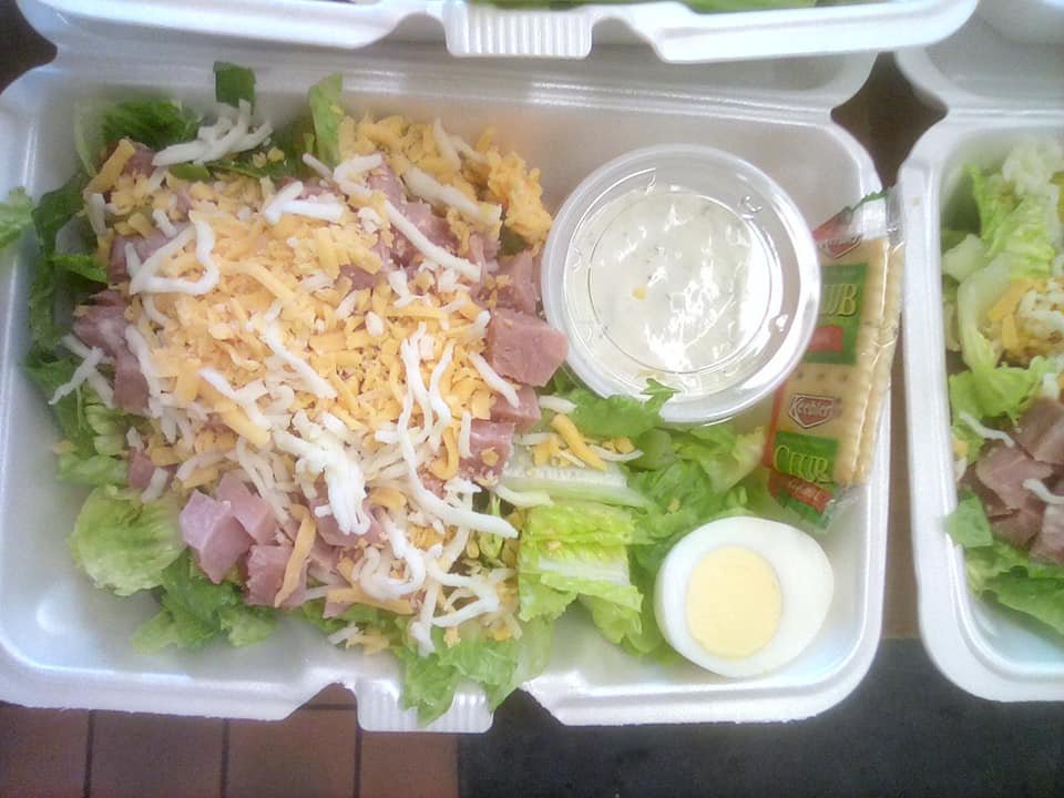 eggsinschools's tweet photo. Central Point School District #6 in #Oregon got creative with their pizza to-go boxes by filling them with scrambled eggs topped with cheese, gourmet sausage and half a whole grain bagel: https://t.co/WWGySpp2Ks.   

A great curbside #SchoolBreakfast!

@cpsd6 @Oregon_SNA https://t.co/dNK0nFEYvs