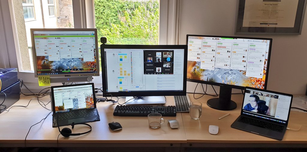 miquelrodriguez's tweet photo. Centro de control de las salas plenarias del Open Space virtual de @agilebcn y parrilla de sesiones. 
💻💻🖥️🖥️🖥️

¡Espectacular la calidad de las charlas propuestas, muchas gracias a los asistentes! 🔝

#agilebcn #virtualOS #OSvirtual https://t.co/VALzVE9iAK