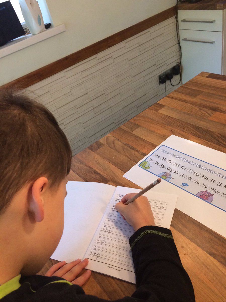 BECCI678's tweet photo. @FfynnonTafPri First attempt at cursive handwriting. #learningnewskills https://t.co/5P4R4jKsVt