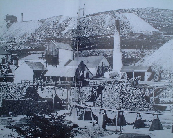 2.3/ South Caradon Mine. Once the largest copper mine in the UK. Opened in 1838 & in use for much of the rest of the century. The buildings have been decaying ever since. I cannot find an update on restoration. Way marked walks in the area are open to the public.