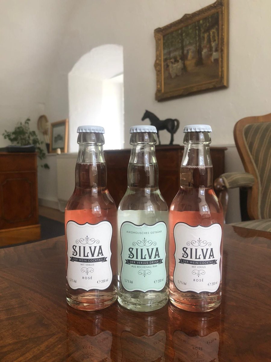 Wir wünschen allen Österreicherinnen und Österreichern einen wunderschönen 1. Mai. 
Schnappt euch einen SILVA oder SILVA Rosé und macht euch einen gemütlichen Tag.✨🥂✨

#österreich #tagderarbeit #Silva #Drink #Rosé #glücklich #tradition #fresh #jung #young