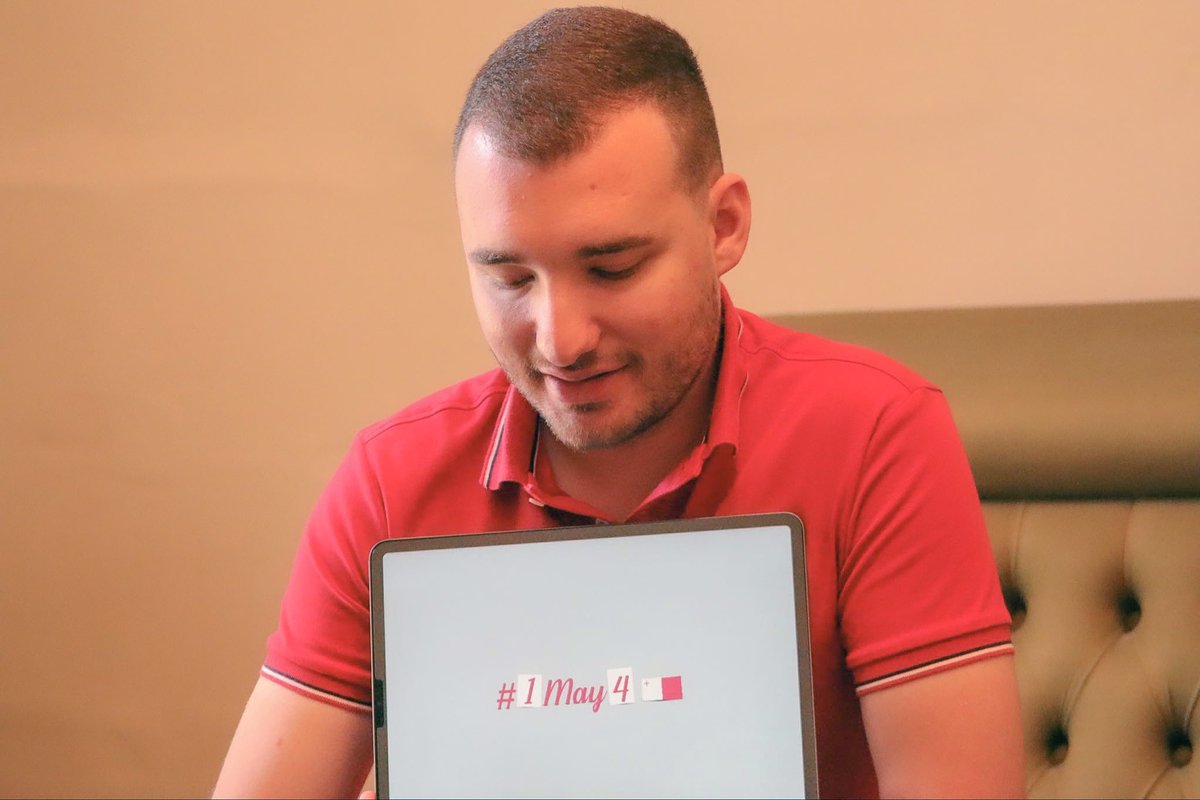 GeorvinBugeja's tweet photo. Happy #WorkersDay2020! 🌹/ Jum il-Ħaddiem it-Tajjeb! 🇲🇹
#1May4🇲🇹 #socialdistancing2020 https://t.co/P7ZM9Pg3Q8